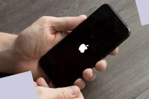 apple intelligence bị treo