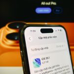 Apple Intelligence làm hao pin không? Sự thật về tác động đến thời lượng pin iPhone apple intelligence làm hao pin không