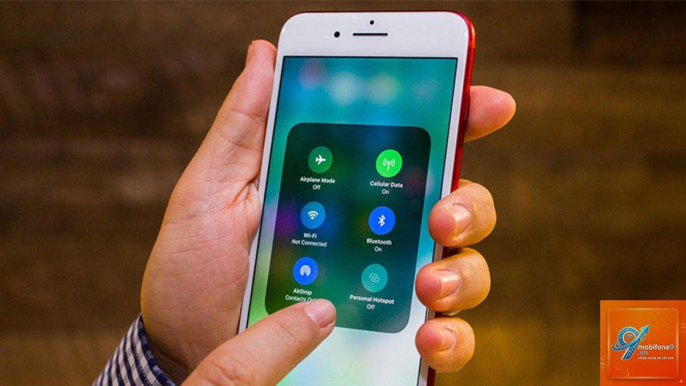 bật hotspot cá nhân trên iPhone - Hình 3