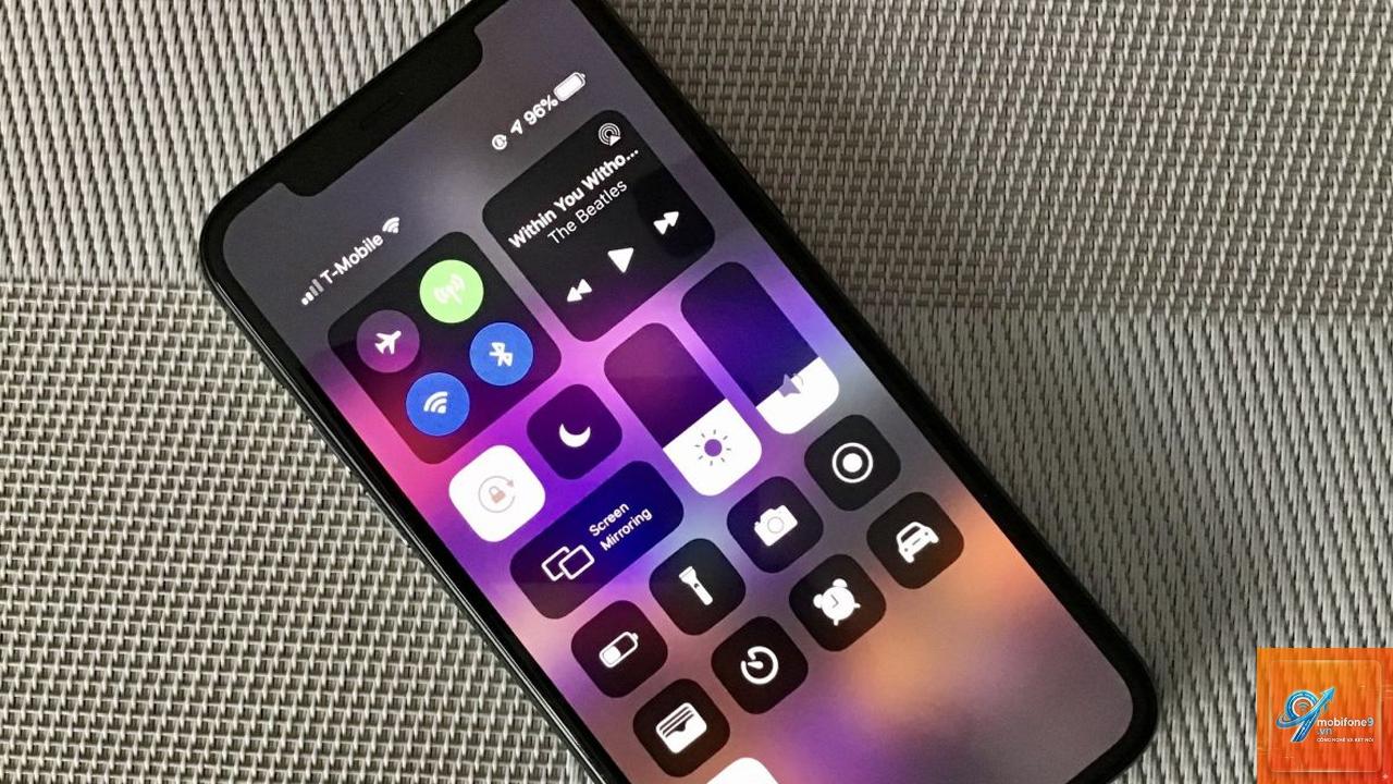 bật phần trăm pin iPhone 12 - Hình 5