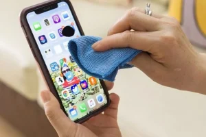 bị chảy mực màn hình iPhone
