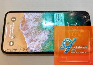 bị nứt màn hình iPhone