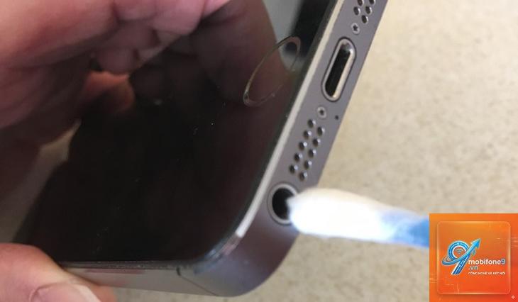 bị rè loa iPhone - Hình 2