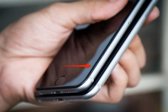 cách kiểm tra iPhone bị bung keo - Hình 3