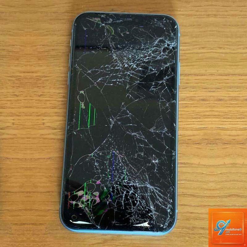 cách sửa iPhone bị nứt màn hình - Hình 1