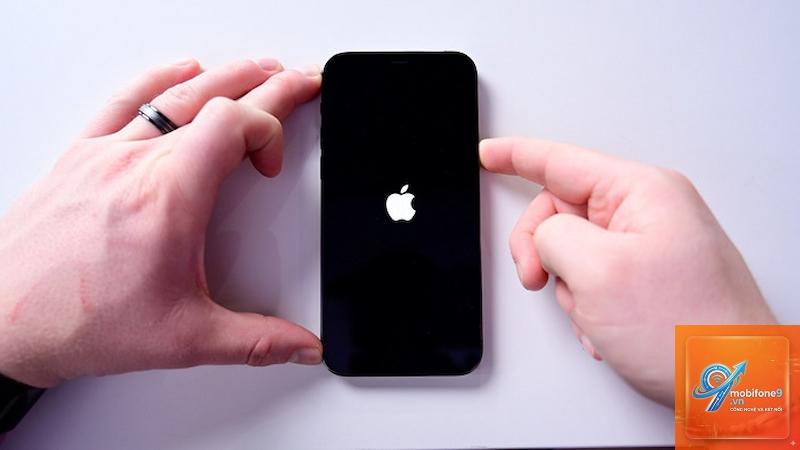 cách sửa iphone tự tắt nguồn - Hình 5