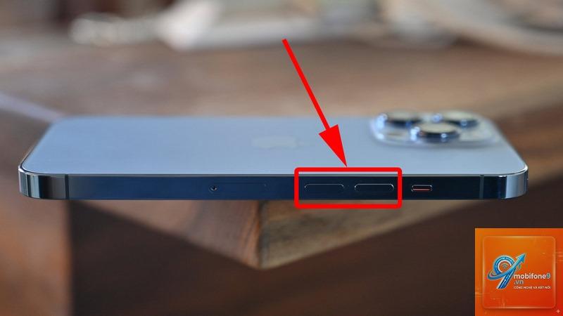 cách thay nút âm lượng iPhone - Hình 3