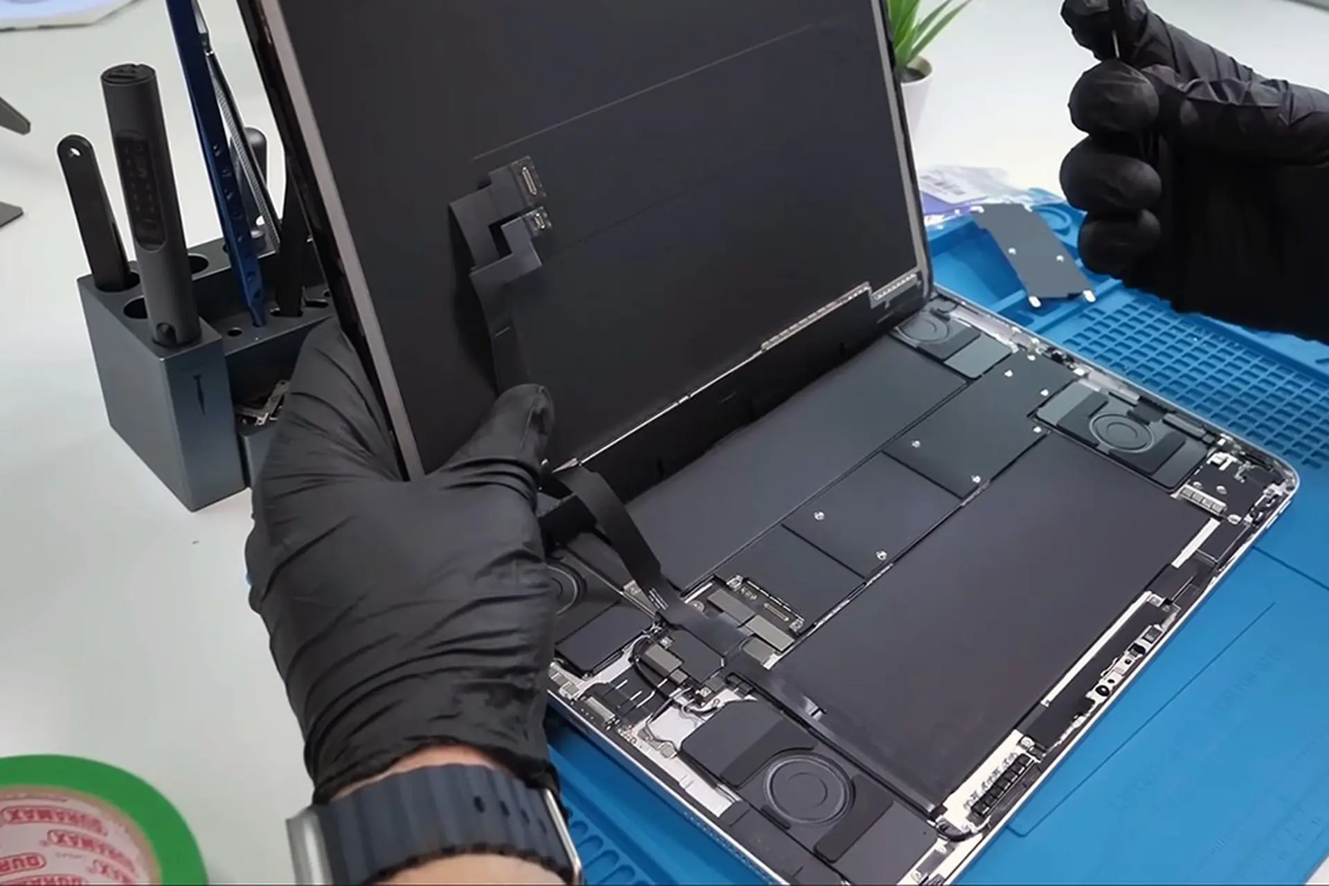 iPad cần sửa chữa ở đâu - Hình 3