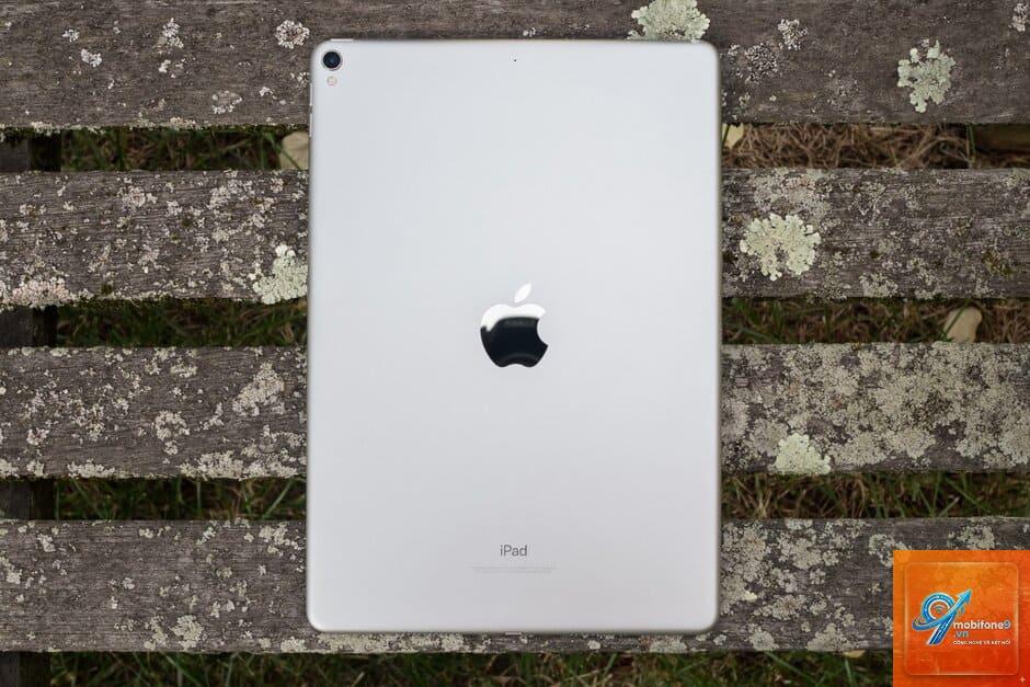 iPad tự khởi động lại - Hình 2