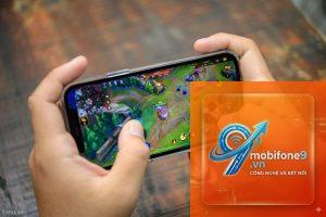 iphone chơi game hao pin