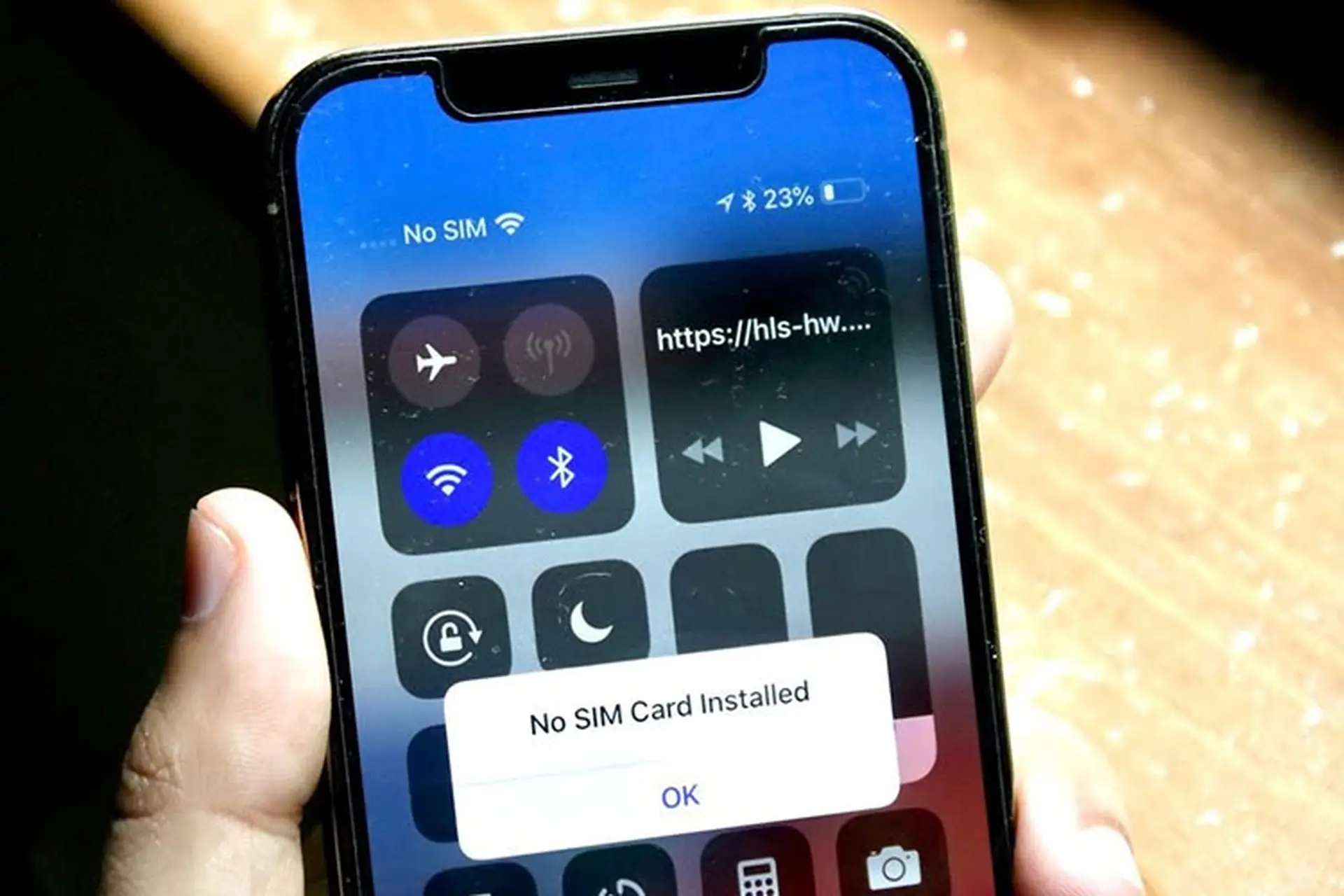 iphone không nhận sim - Hình 2
