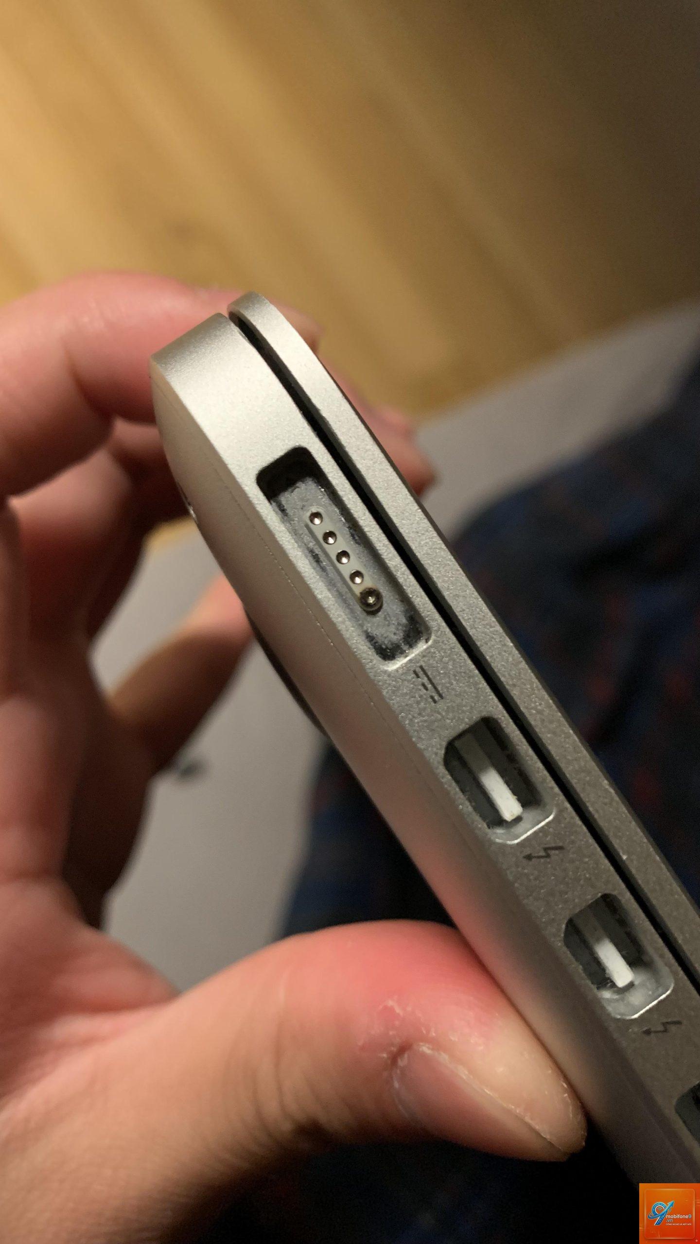 magsafe bị nóng - Hình 2