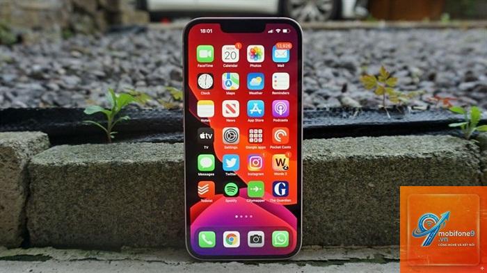 So Sánh iPhone SE 2022 Và iPhone 13 - Hình 3